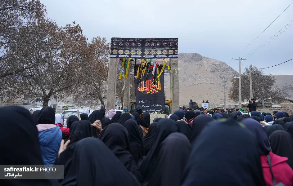 استقبال مردم بیرانشهر از شهدای گمنام