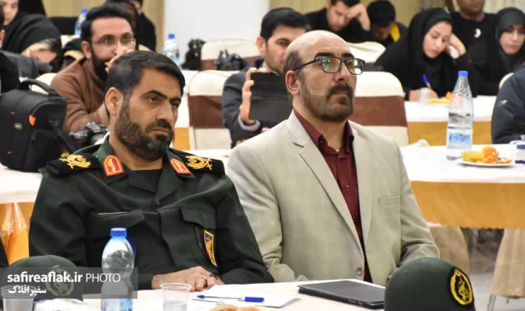 نخستین نشست صمیمی فرمانده سپاه لرستان با خبرنگاران