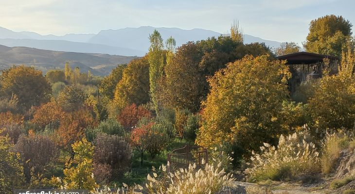 نقاشی طبیعت بر بوم بروجرد